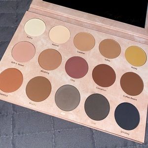Dominique Cosmetics Transition Palette